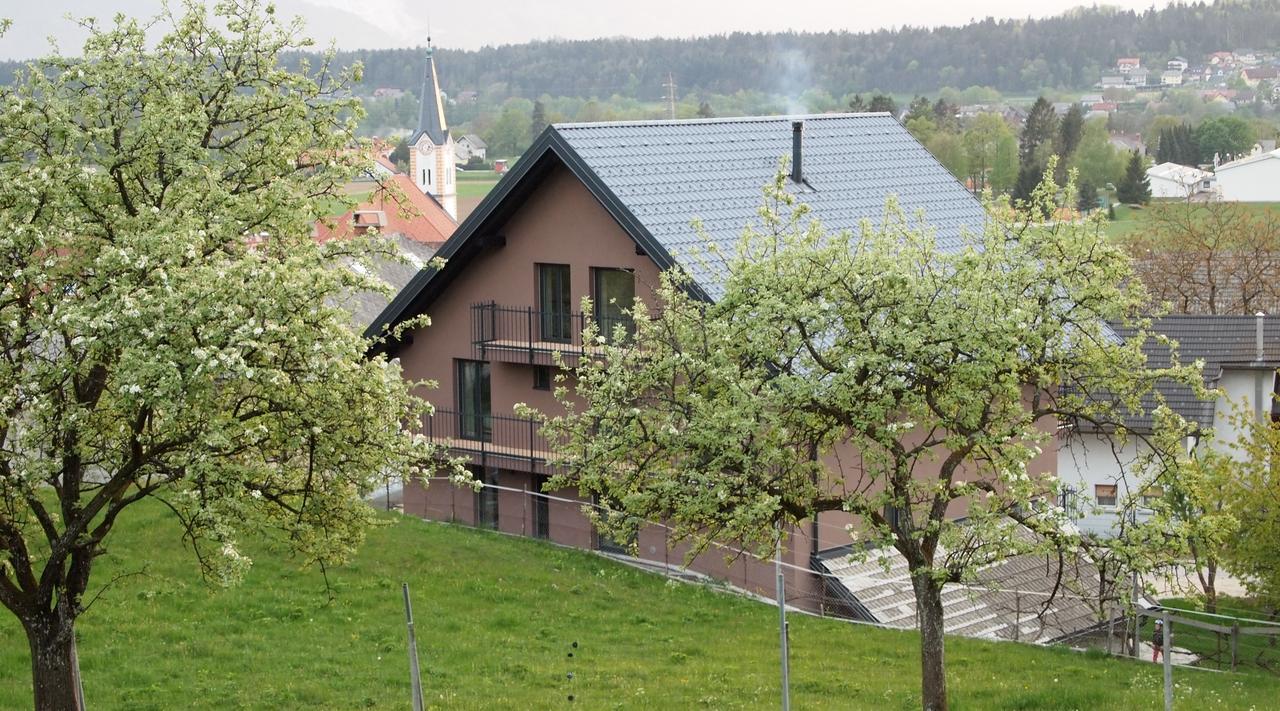 Bed & Breakfast Base Camp Krize Exterior photo